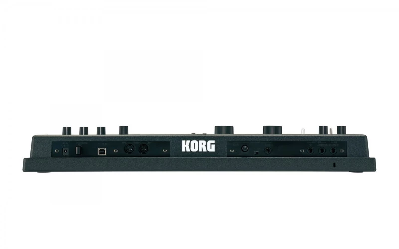 Korg microKorg XL +