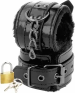 Darkness Ankle Restraints With Padlock Black