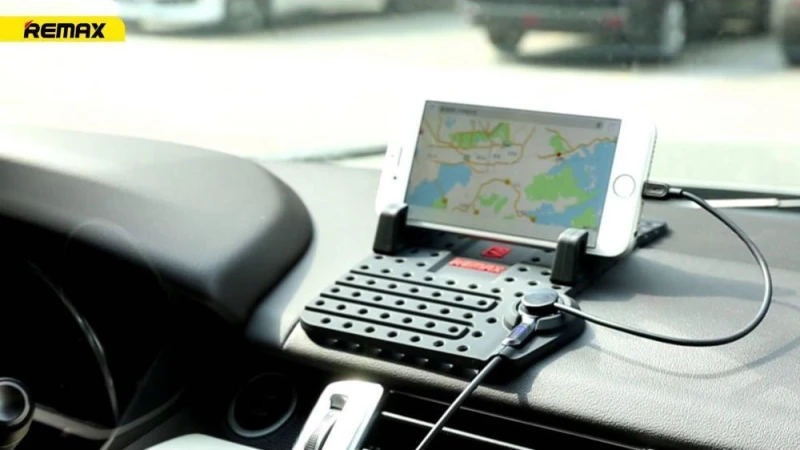 Remax Βάση Κινητού Αυτοκινήτου Enjoy Charging Holder με Μαγνήτη