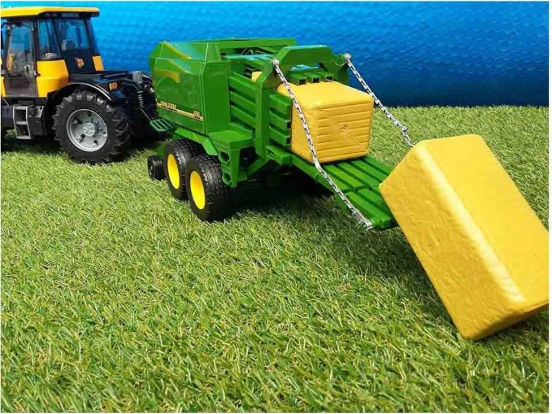Bruder Πρέσα John Deere