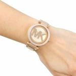 Michael Kors Parker Rose Gold-Tone Grand Logo Ladies Watch- Cod.: Mk5865