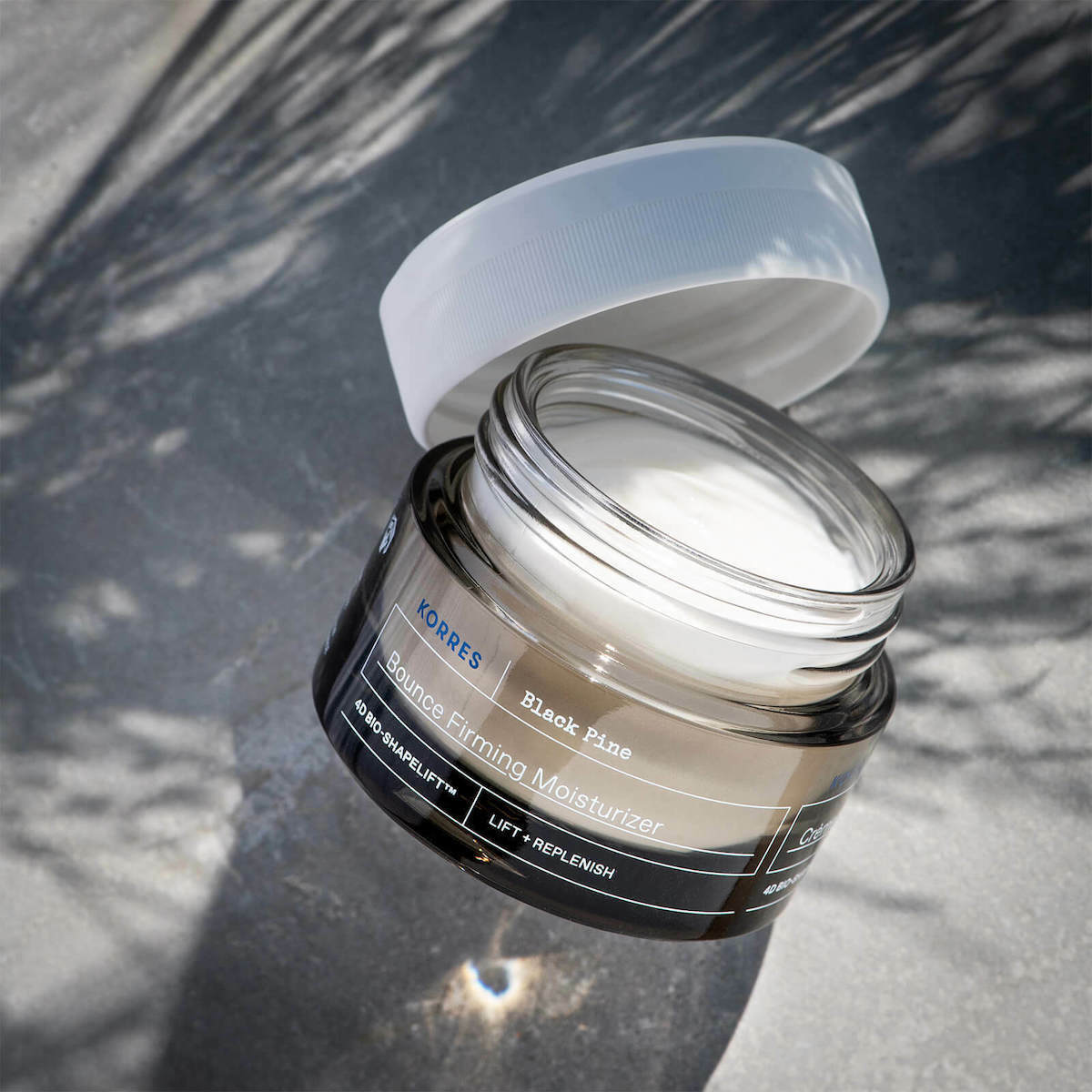 Korres Μαύρη Πεύκη 4D Σύσφιξη & Lifting Κρέμα Ημέρας Για Κανονικές-Μικτές Επιδερμίδες 40ml