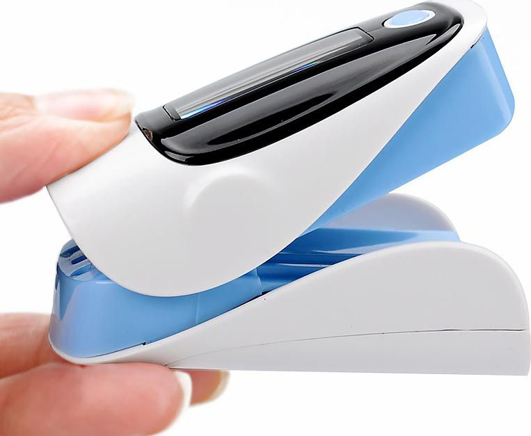 Οξύμετρο Δακτύλου με Οθόνη LED JZK-303