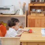 Plan Toys Καρεκλάκι Φαγητού Πορτοκαλί
