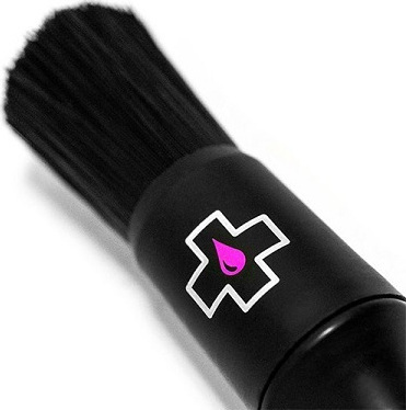 ΠΙΝΕΛΟ ΚΑΘΑΡΙΣΜΟΥ ΑΛΥΣΙΔΑΣ DRIVETRAIN BRUSH | MUC-OFF|