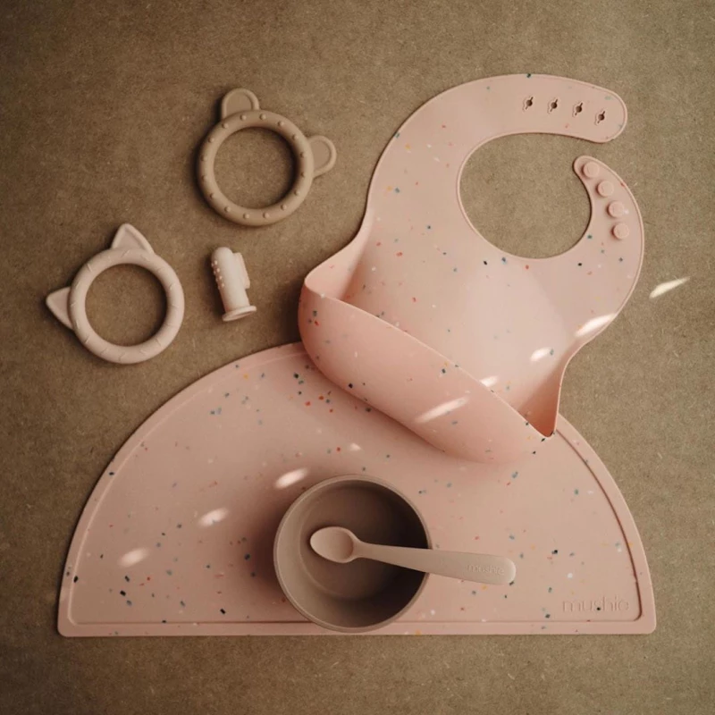 Mushie Σουπλά Σιλικόνης Power Pink Confetti