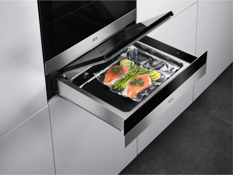 AEG Vacuum Sealer KDK911423M