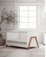 Casababy Oslo White & Walnut