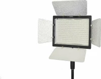 Yongnuo YN900 - Led Video Light (3200-5500k)