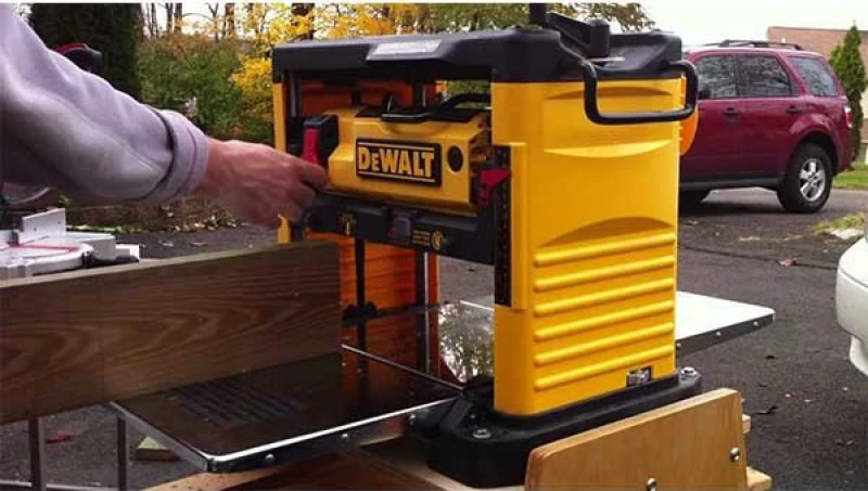 Dewalt DW733 Ξεχονδριστήρας 1800W