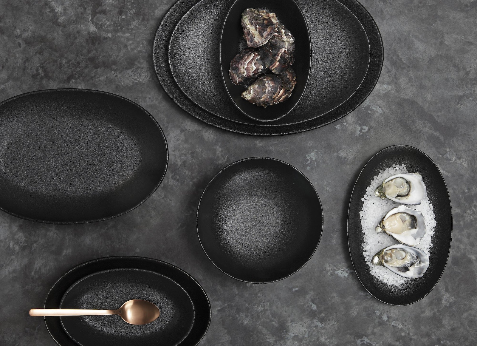 Maxwell & Williams Coupe Πιάτο Γλυκού από Πορσελάνη Μαύρο με Διάμετρο 21cm