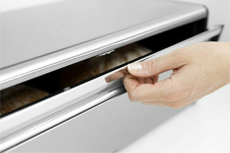 Brabantia Klappbrotkasten Front eckig, Stahl glaenzend
