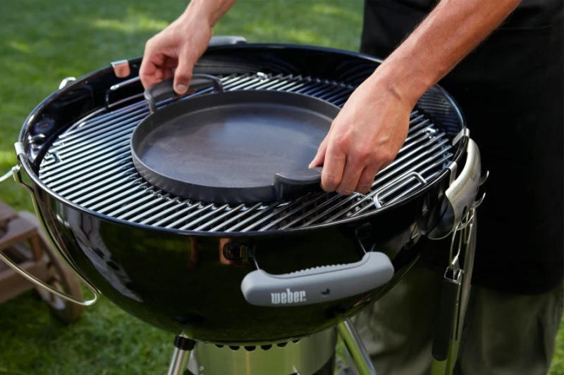 Weber Τηγάνι Μαντεμένιο 7421