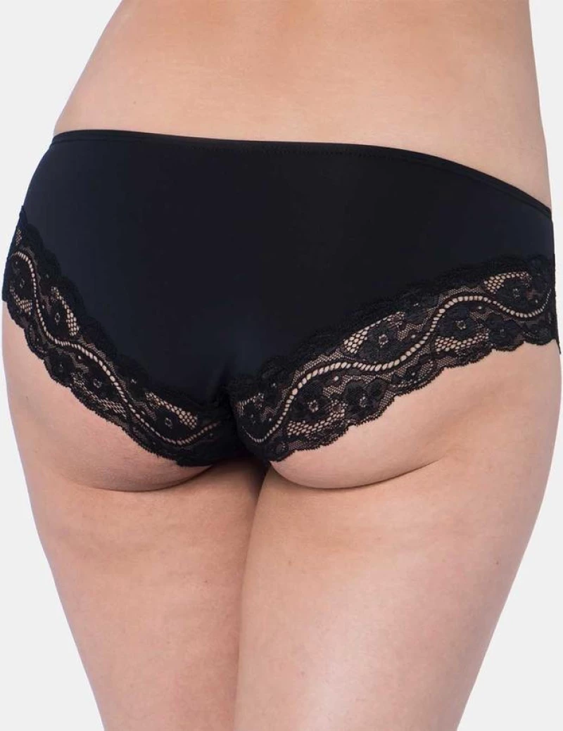 Triumph Lovely Micro Hipster Slip με Δαντέλα σε Μαύρο χρώμα