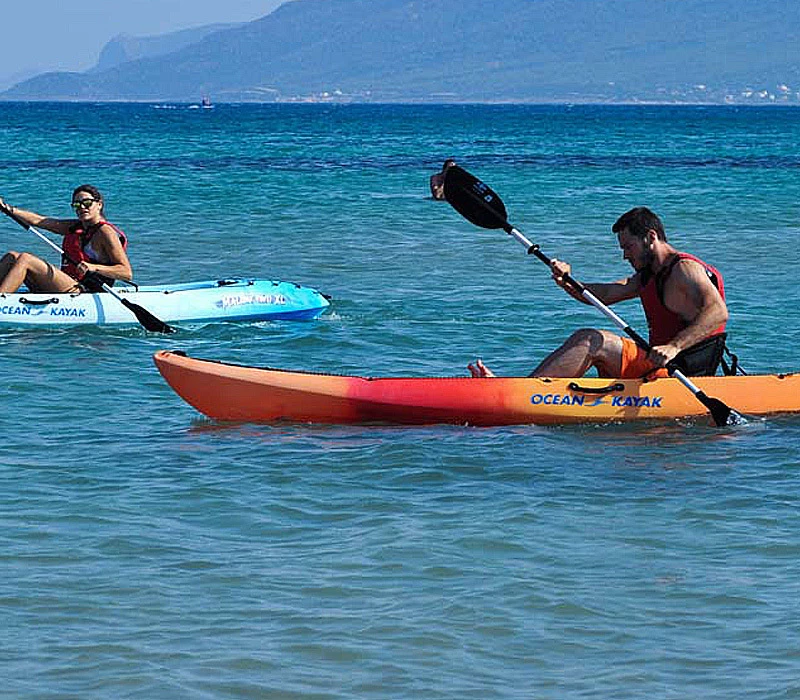 60' βόλτα με Sea Kayak στην παραλία, Καραθώνα για 1 άτομο