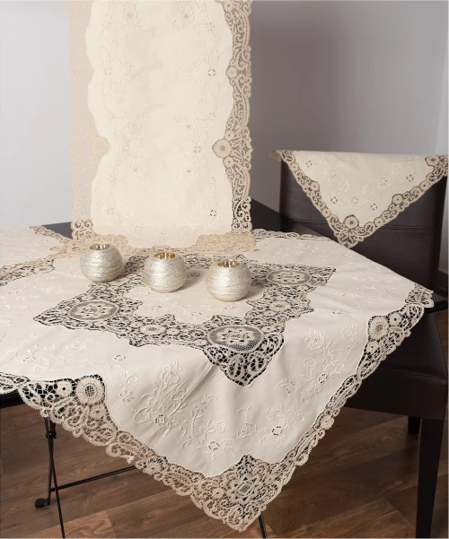 Silk Fashion Τραπεζομάντηλο Σετ 4τμχ 837