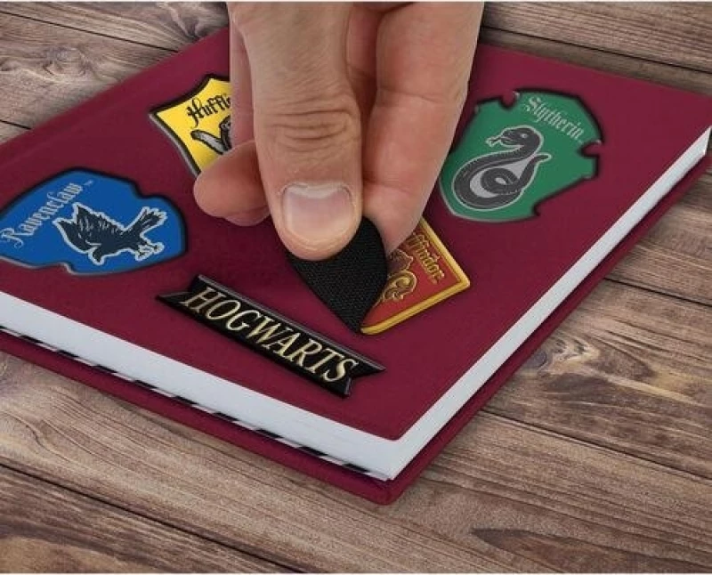 Blue Sky Studios Σημειωματάριο Ριγέ A5 Harry Potter Velcro Bordeaux