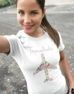 Travelholic w t-shirt - WHITE