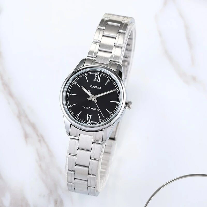 Casio Ρολόι με Μεταλλικό Μπρασελέ σε Ασημί χρώμα