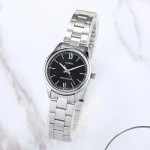 Casio Ρολόι με Μεταλλικό Μπρασελέ σε Ασημί χρώμα