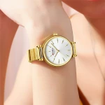 Curren 9081 Ρολόι με Μεταλλικό Μπρασελέ σε Χρυσό χρώμα