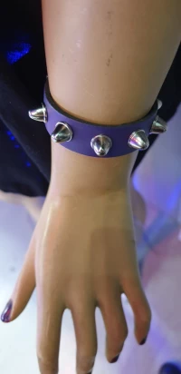 HANDMADE LEATHER WRISTBAND -PURPLE