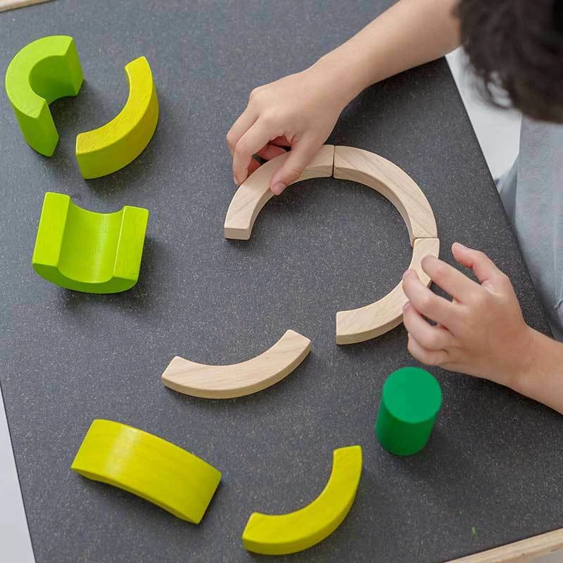 Plan Toys Ξύλινα Καμπυλωτά Τουβλάκια
