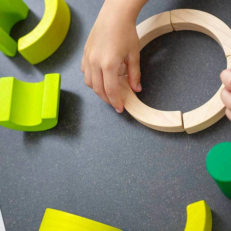 Plan Toys Ξύλινα Καμπυλωτά Τουβλάκια