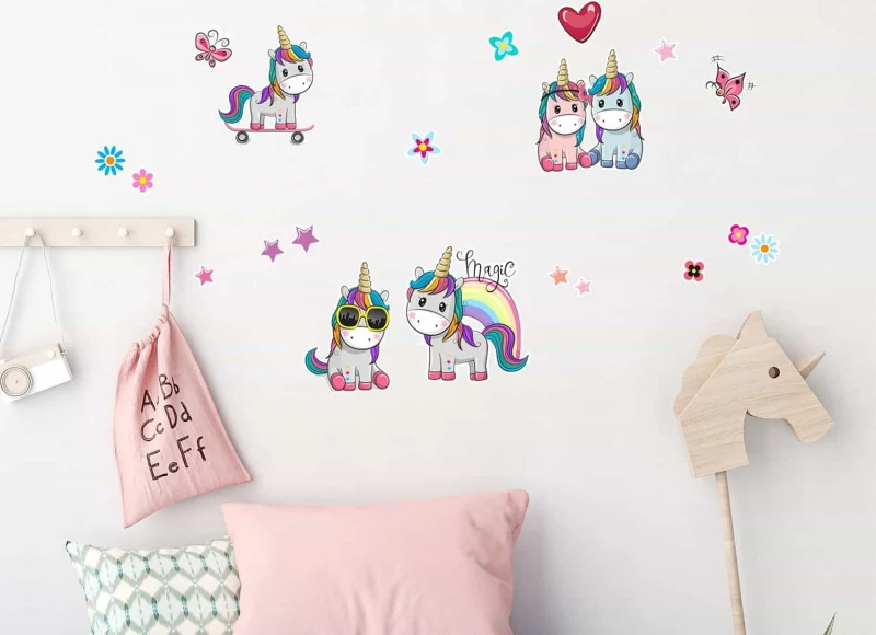 Αυτοκόλλητο Τοίχου Colorful Unicorns L
